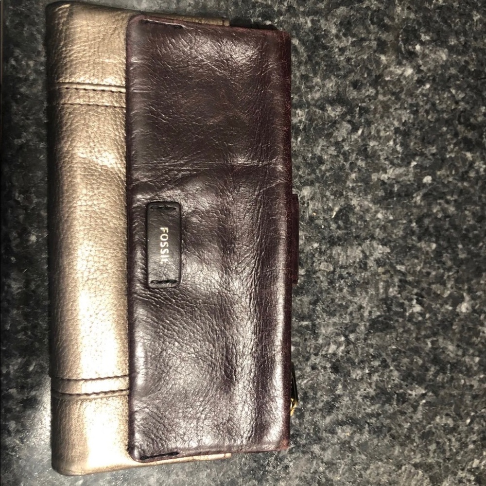 fossil wallet